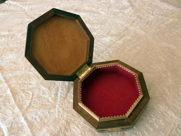 Damascene wooden inlay box. Foto 3