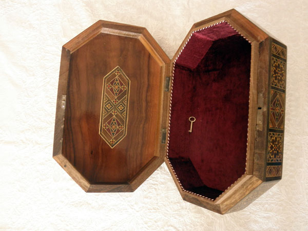 Damascene wooden inlay box. Foto 4