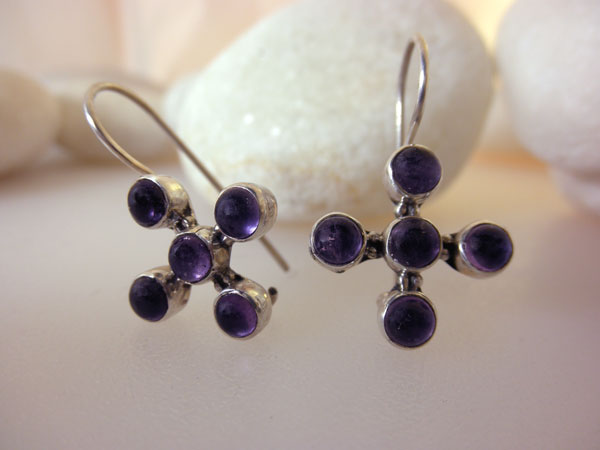 Ethnic Sterling silver and Amethyst earrings.. Foto 1