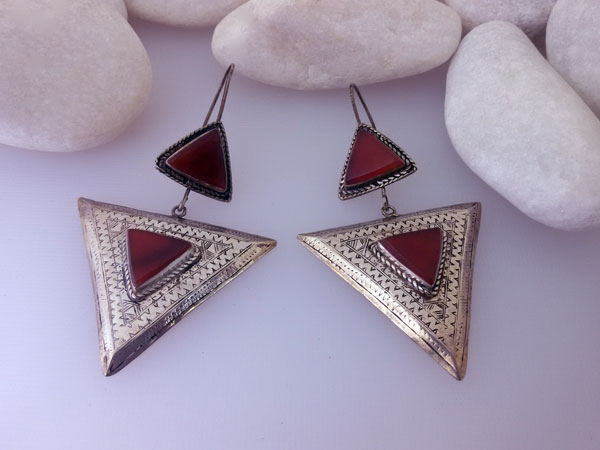 Antique Sterling silver and Red Agate earrings.. Foto 1