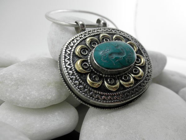 Colgante Facetado Hexagonal 15x11mm Plata De Ley Dorada 925 Turquesa Africana P 450531