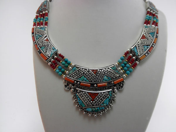 NECKLACE, Ethnic handmade Tibetan necklace.. Foto 1