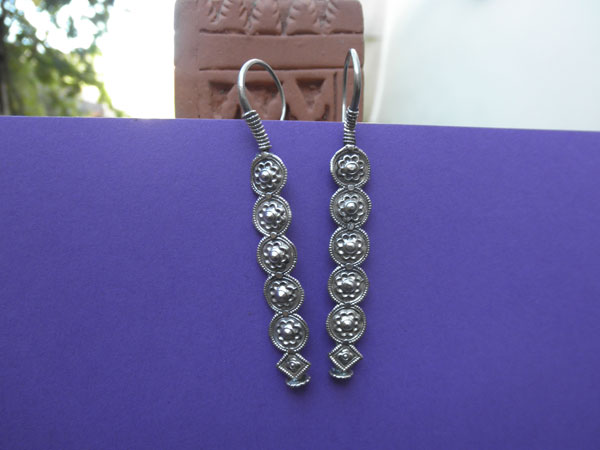 Pendientes artesanales etnicos de plata. Foto 1