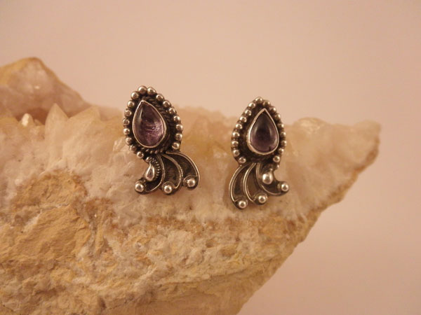 Pendientes artesanales de plata y Amatista.. Foto 1