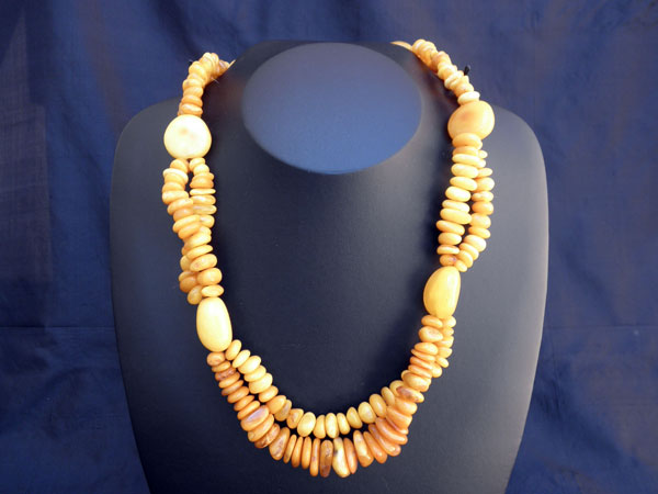 Collar de ambar  "Cera de abeja". Foto 1