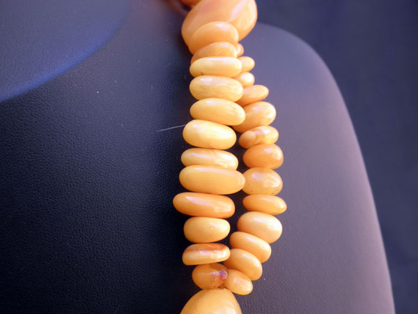 Collar de ambar  "Cera de abeja". Foto 2