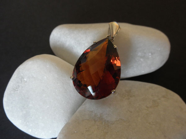 Colgante de plata y Cuarzo Cetrino.. Foto 2