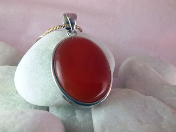 Carnelian Agate and Sterling silver pendant.. Foto 1