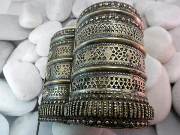 Antigua pulsera etnica "Uigur".. Foto 3