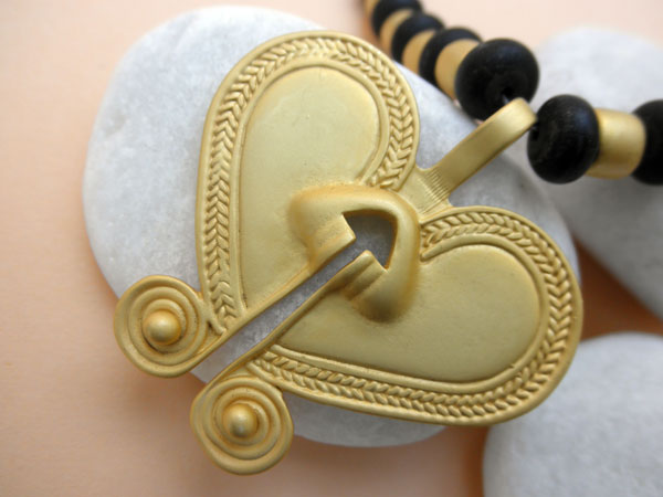 Collar etnico pre-colombino.. Foto 3