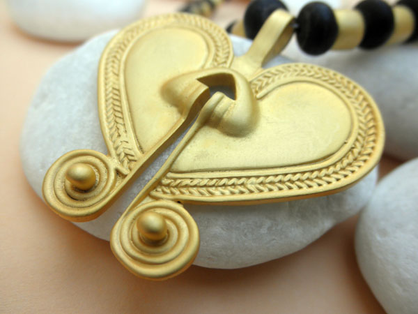 Collar etnico pre-colombino.. Foto 4