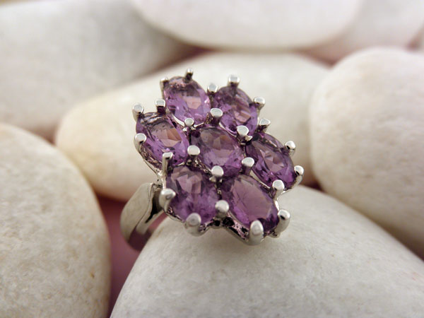 Handmade Sterling silver and Amethyst ring.. Foto 1