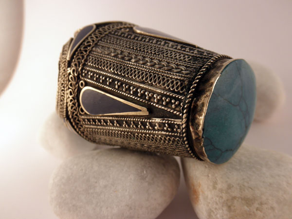Traditional Silver, Turquoises and Lapislazuli ring.. Foto 3