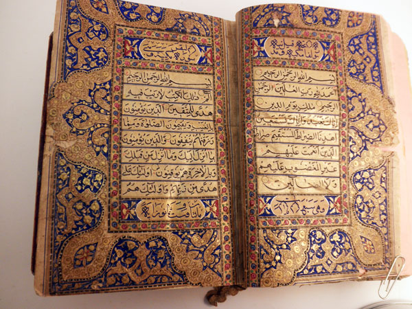 Coran manuscrito.. Foto 2