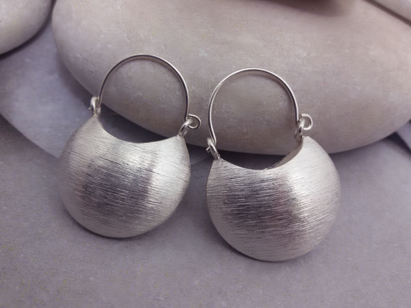 Ethnic Sterling silver earrings.. Foto 2