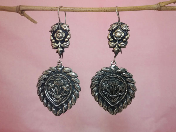 Traditional Sterling silver ethnic earrings.. Foto 2