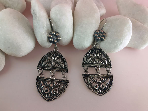 Ethnic Sterling silver earrings.. Foto 1