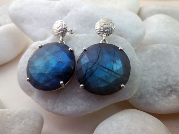 Madagascar Labradorite and Sterling silver earrings.. Foto 1