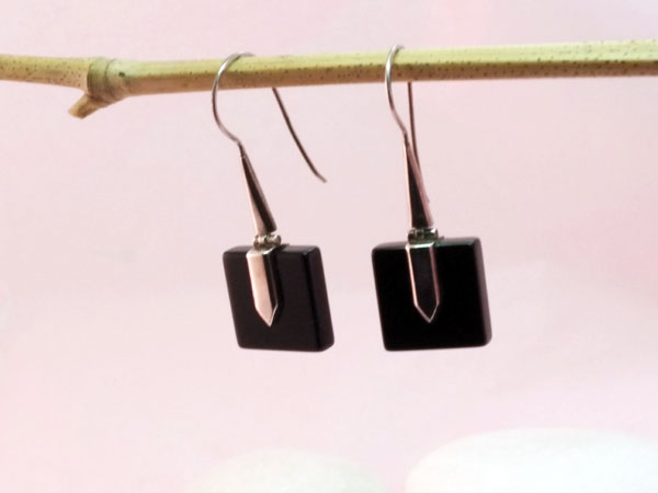 Ethnic Sterling silver and Onyx, black agate earrings.. Foto 2