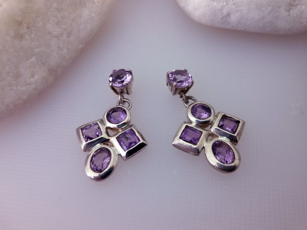 Amethyst and Sterling silver earrings.. Foto 1