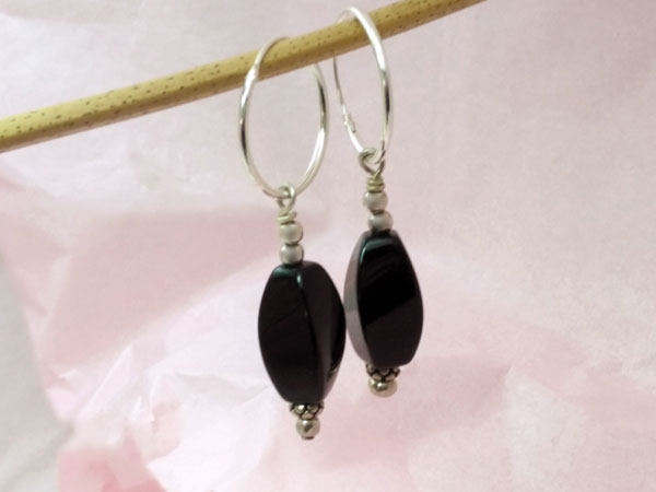 Handmade Sterling silver and black agate onix earrings.. Foto 1