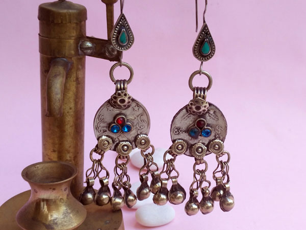 Ancient ethnic "Kuchi" earrings.. Foto 2