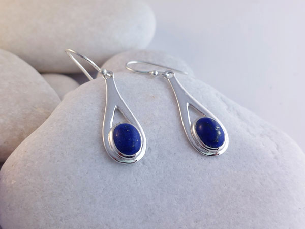 Pendientes etnicos de plata y lapislazuli.. Ref. NLO