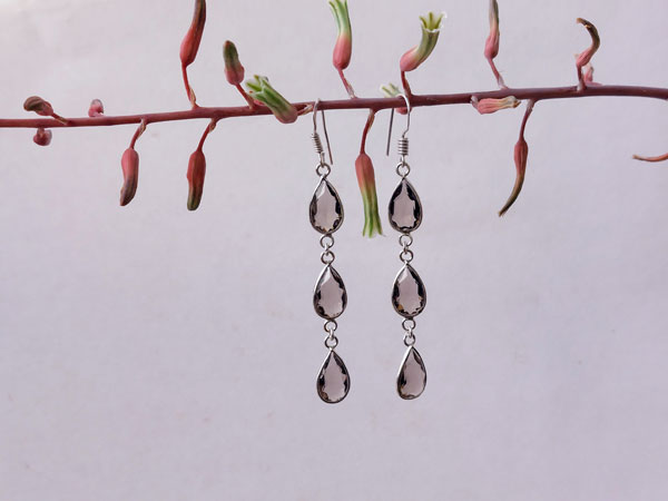 Ethnic silver and smoky quartz earrings.. Foto 2