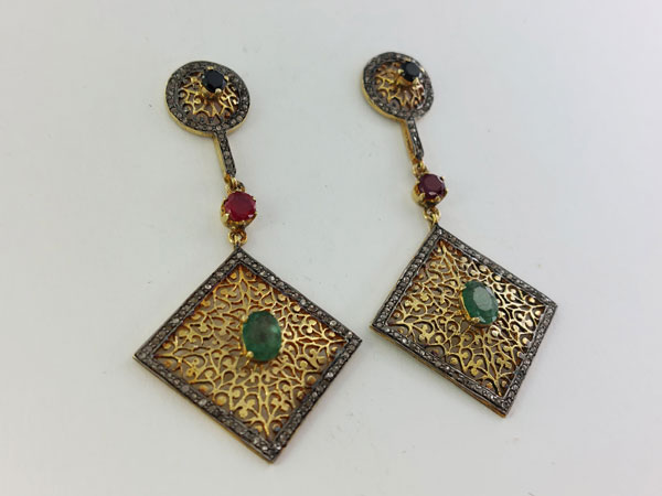 Elizabethan earrings with gems and diamonds.. Foto 2