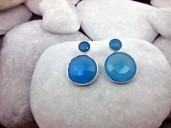 Handmade Sterling silver and Blue Chalcedony earrings.. Foto 2