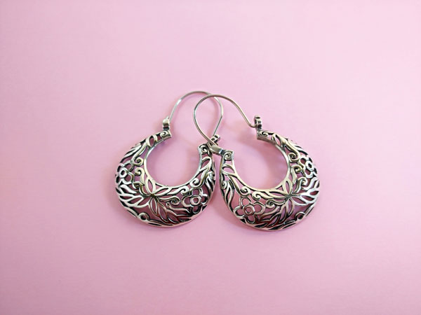 Pendientes artesanales de plata.. Foto 1