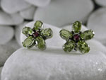 Vintage handmade Sterling silver with Peridot and Rubis earrings.. Ref. TEM