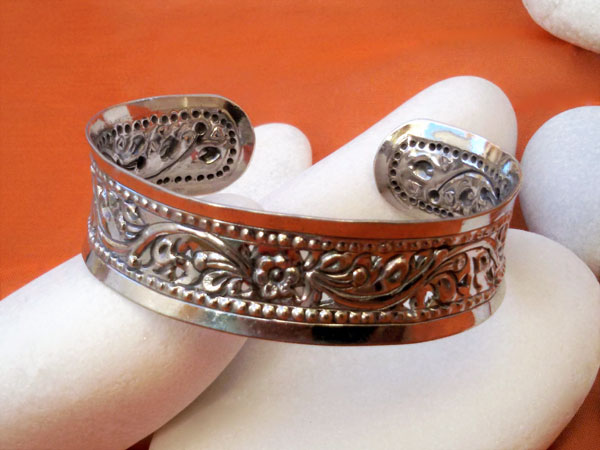 Karen hill tribe Sterling silver bracelet.. Foto 1