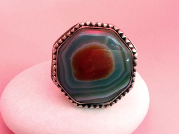 Old Sterling silver and agate ethnic ring.. Foto 1