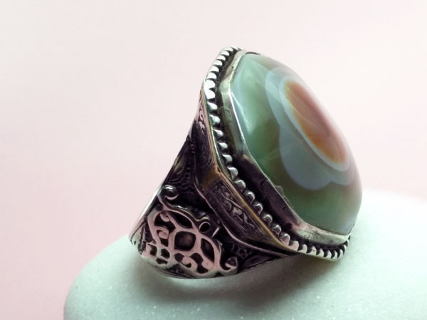 Old Sterling silver and agate ethnic ring.. Foto 3