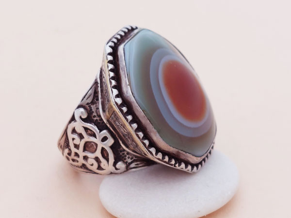Old Sterling silver and agate ethnic ring.. Foto 2