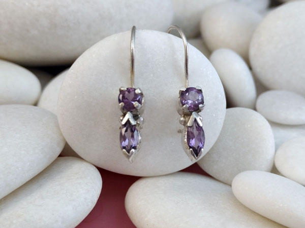 Amethyst and Sterling silver earrings.. Foto 1