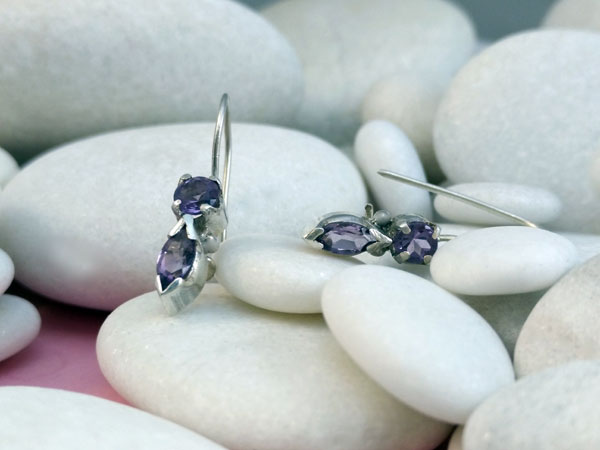 Amethyst and Sterling silver earrings.. Foto 2