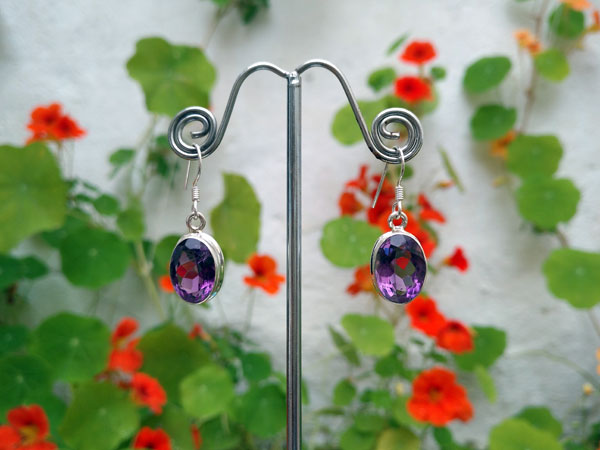 Namibia Amethyst and Sterling silver earrings.. Foto 1