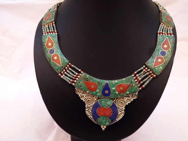 Collar etnico artesanal tibetano.. Foto 2