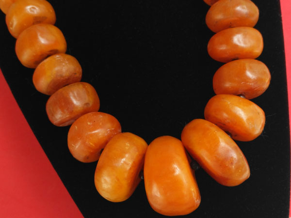 Copal on sale amber beads