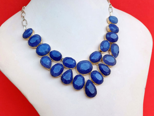 Ethnic silver and blue agate necklace.. Foto 2