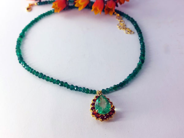 Faceted green topaz and tourmaline necklace.. Foto 3