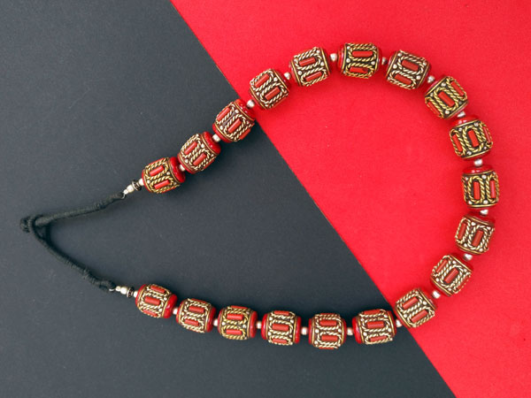 Traditional Tibetan coral necklace.. Foto 5