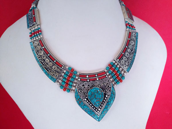 Collar etnico artesanal tibetano.. Foto 2