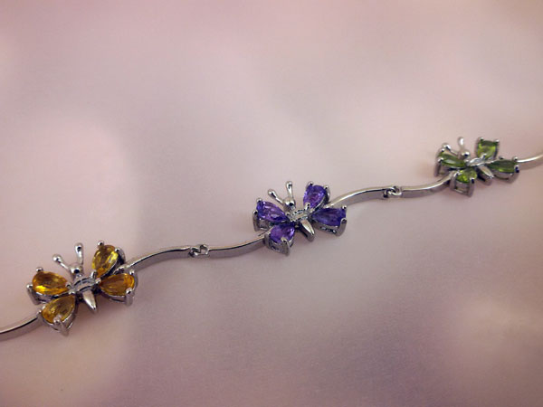 Ethnic Sterling silver and gems bracelet.. Ref. TXG