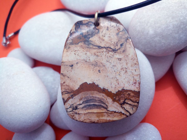 Indonesian Jasper Pendant.. Foto 4