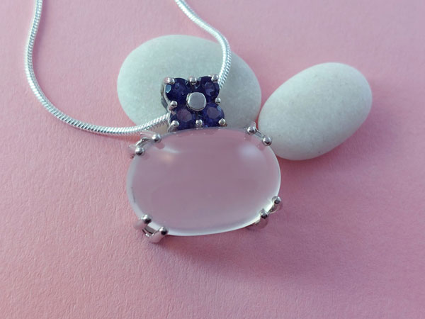 Silver pendant with Quartz and Sapphires.. Foto 1