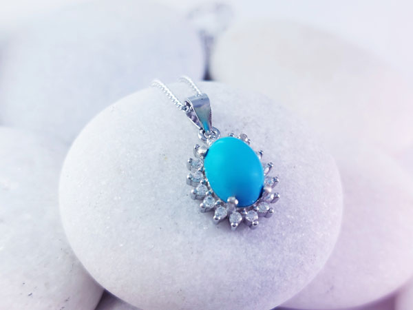 Sterling silver, turquoise and topaz pendant.. Foto 3