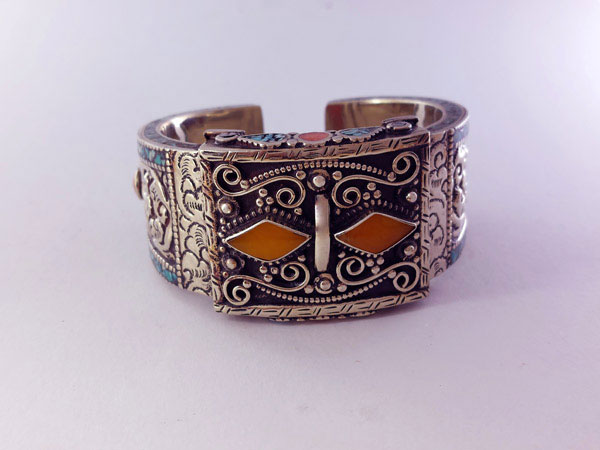 Tibetan handmade ethnic bracelet.. Foto 2